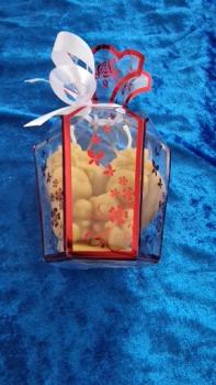 Preview: Bienenwachskerze  als Herz mit Teddyfamilie  aus reinem Bienenwachs direkt aus dem Bienenstock