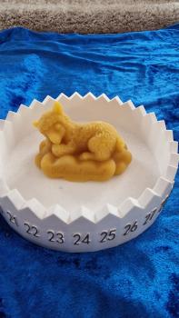 Bienenwachskerze schlafendes Schaf