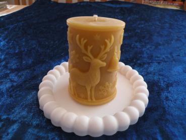 Bienenwachskerze "Hirsch im Winterwald" aus reinem Bienenwachs direkt aus dem Bienenstock